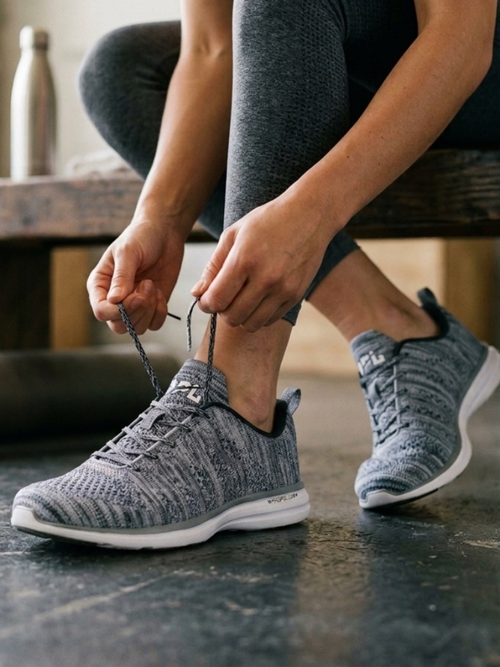 APL TechLoom Pro Running Shoes Women Size 6 Heather Grey Sneakers New